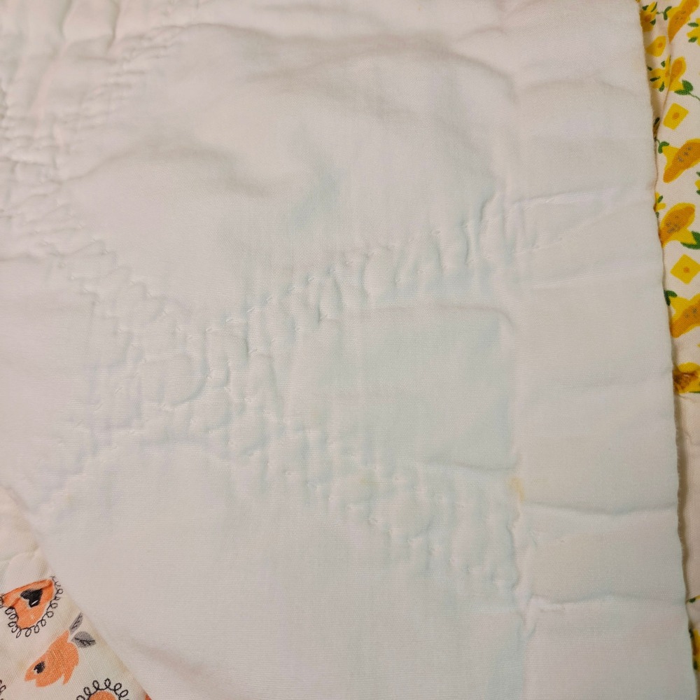 Vintage Handmade Patchwork Quilt Pastel Star Petal Cotton 69x75 Cottagecore Farm - Picture 9 of 12